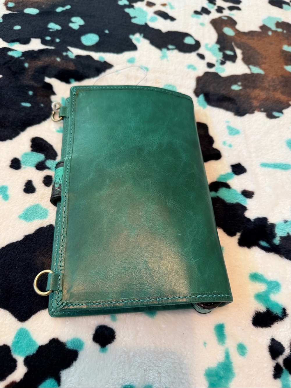 Green Tooled Leather & Cowhide Clutch Wallet - Picture 2 of 3